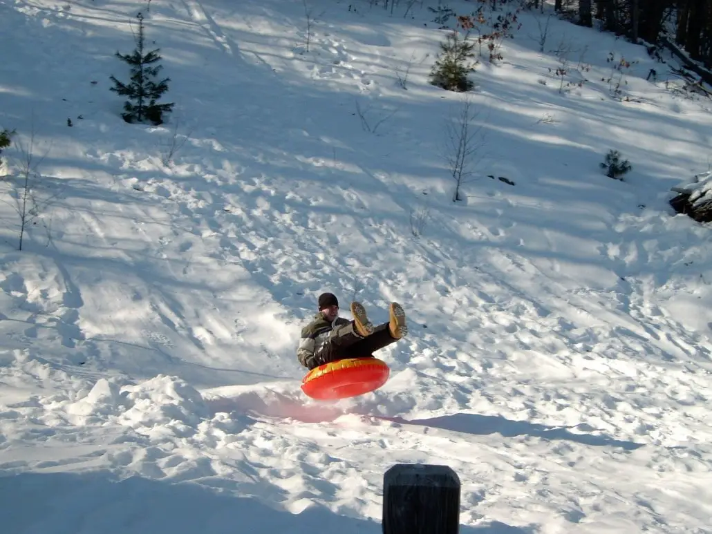Snow Tubing Around Asheville And Wnc For 2020 Family Vacation Ideas
