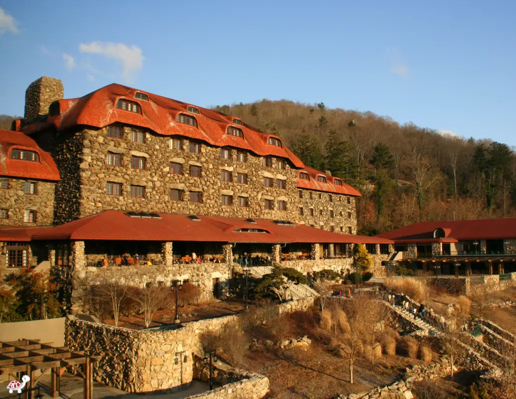 family friendly hotels in Asheville NC - omni grove park inn