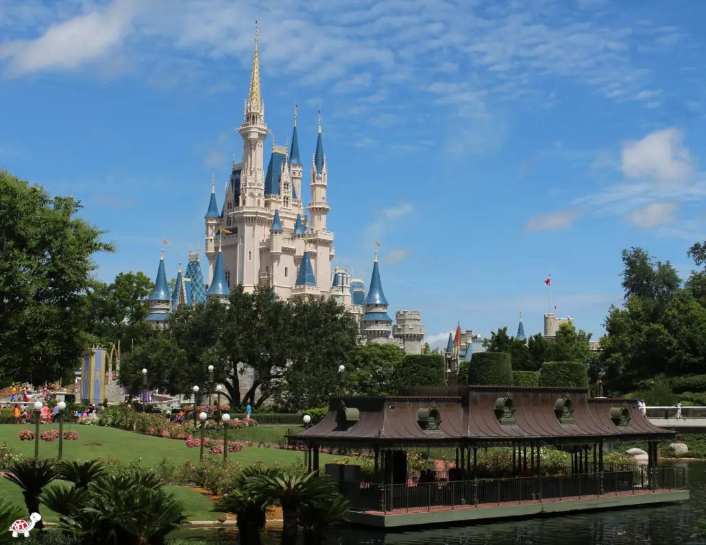 Disney World Park Descriptions - Cinderella's Castle
