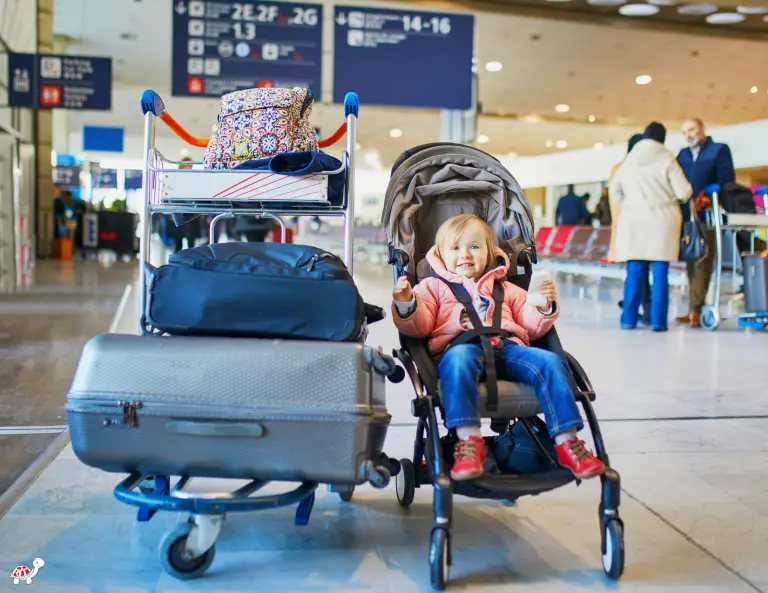 lightweight travel stroller for toddler at airport